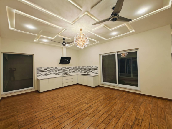 FOR SALE | 18 Marla Brand New Designer House