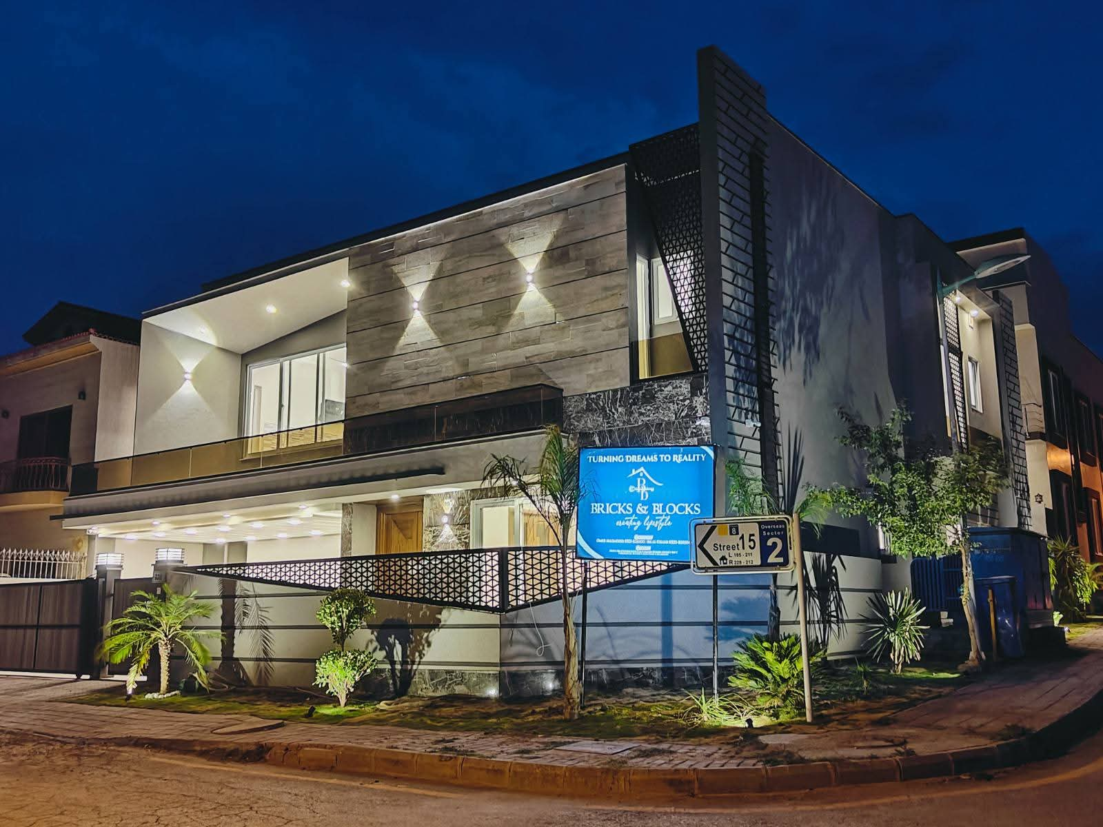 18 Marla 2 FOR SALE | 18 Marla Brand New Designer House