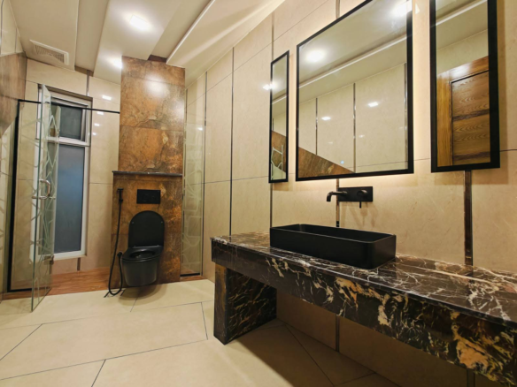FOR SALE | 18 Marla Brand New Designer House